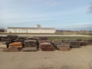 Image of Wichita Falls Fence Company Fence Panel Supply Yard. Selling Used Materials for repurposing, Privacy Fence Mending and Matching Fence Lines. 